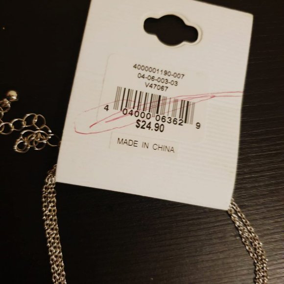 Cleo - Silver Necklace - Picture 2 of 4